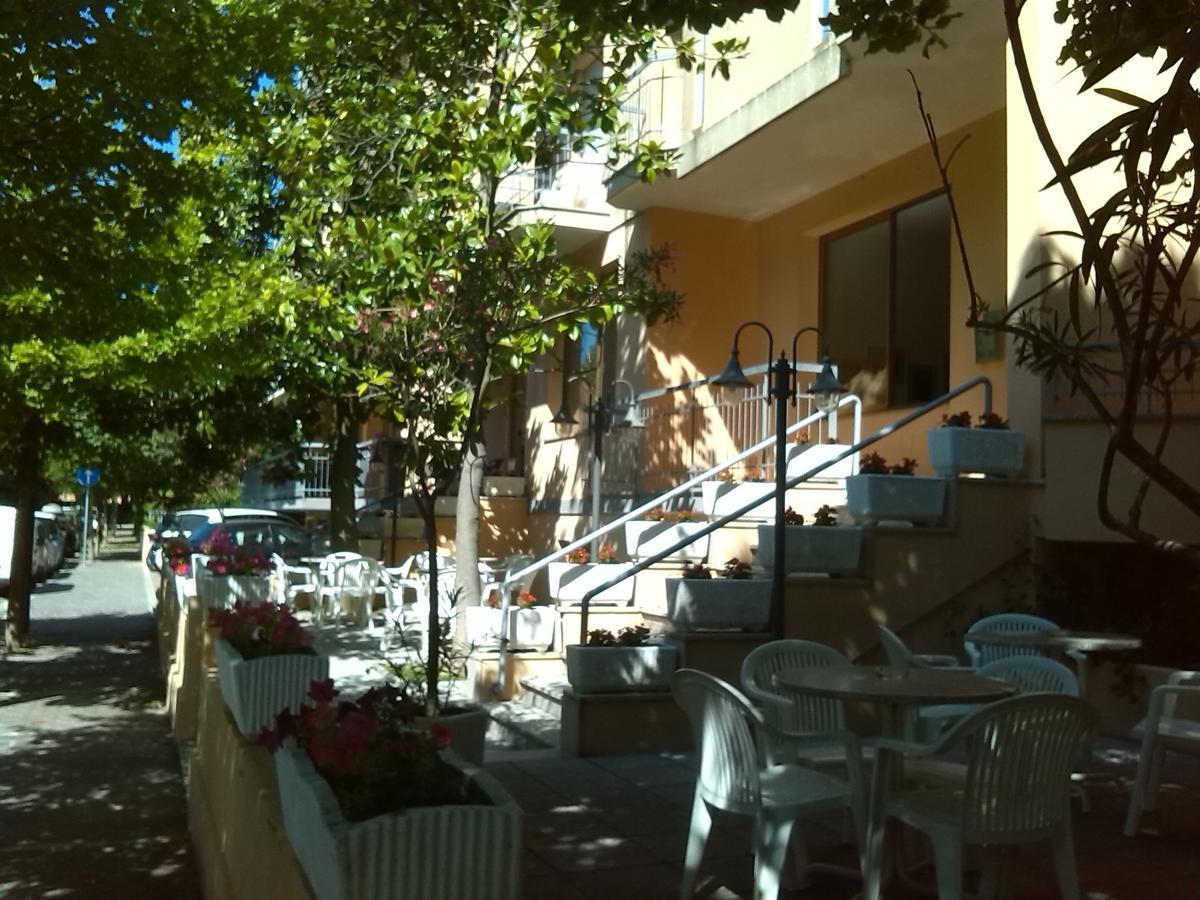 K2 Hotel Cattolica Exterior foto